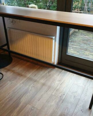 Muuto Base design bartafel / bar Gebruikt